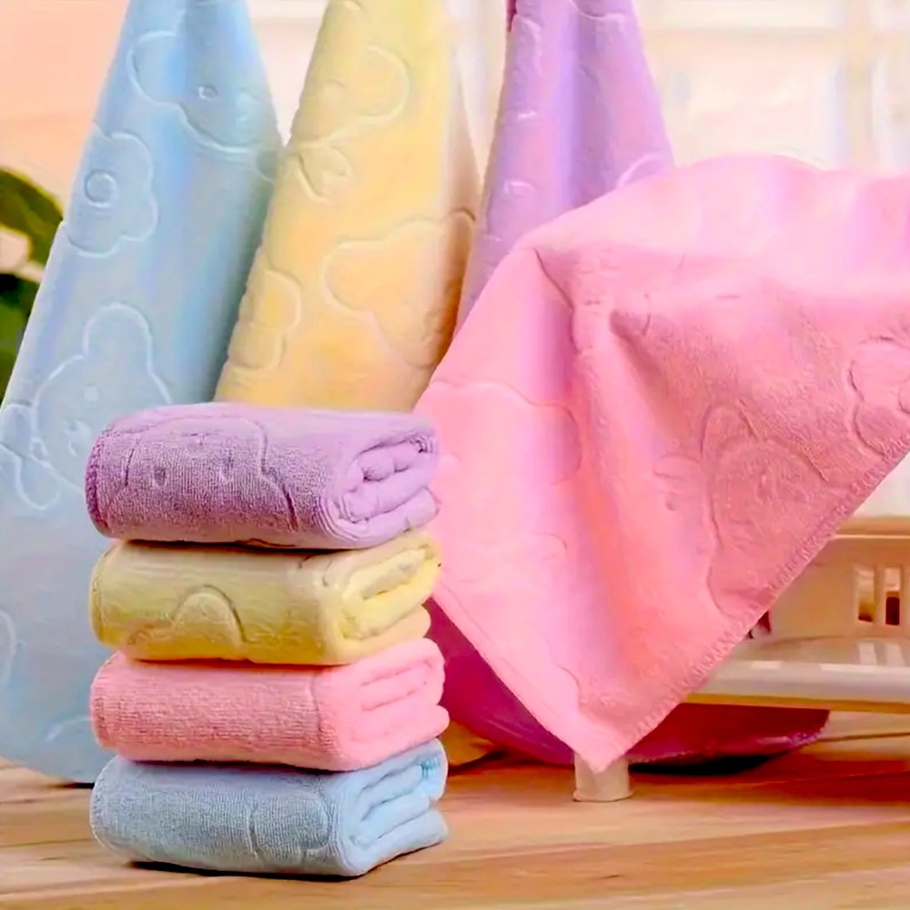 4 PCS Microfiber Bear Towels 9x9 inches !.